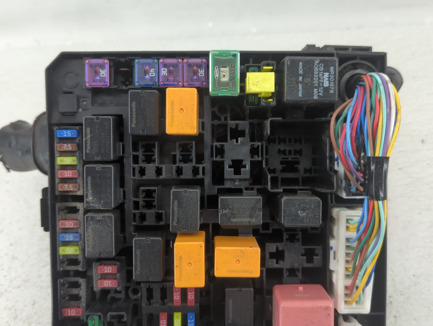 2012-2017 Mitsubishi Rvr Fusebox Fuse Box Panel Relay Module P/N:8565A268 Fits Fits 2012 2013 2014 2015 2016 2017 OEM Used A