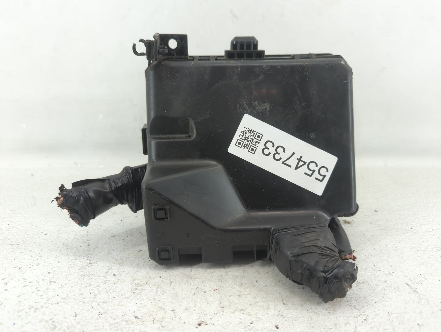 2012-2017 Mitsubishi Rvr Fusebox Fuse Box Panel Relay Module P/N:8565A268 Fits Fits 2012 2013 2014 2015 2016 2017 OEM Used A