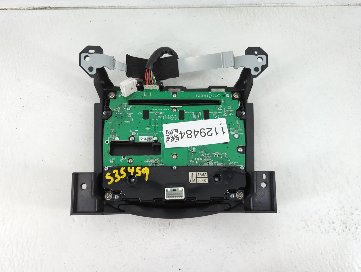 2010-2020 Nissan 370z Radio AM FM Cd Player Receiver Replacement P/N:1EA6A 210432 Fits OEM Used Auto Parts - Oemusedautopart