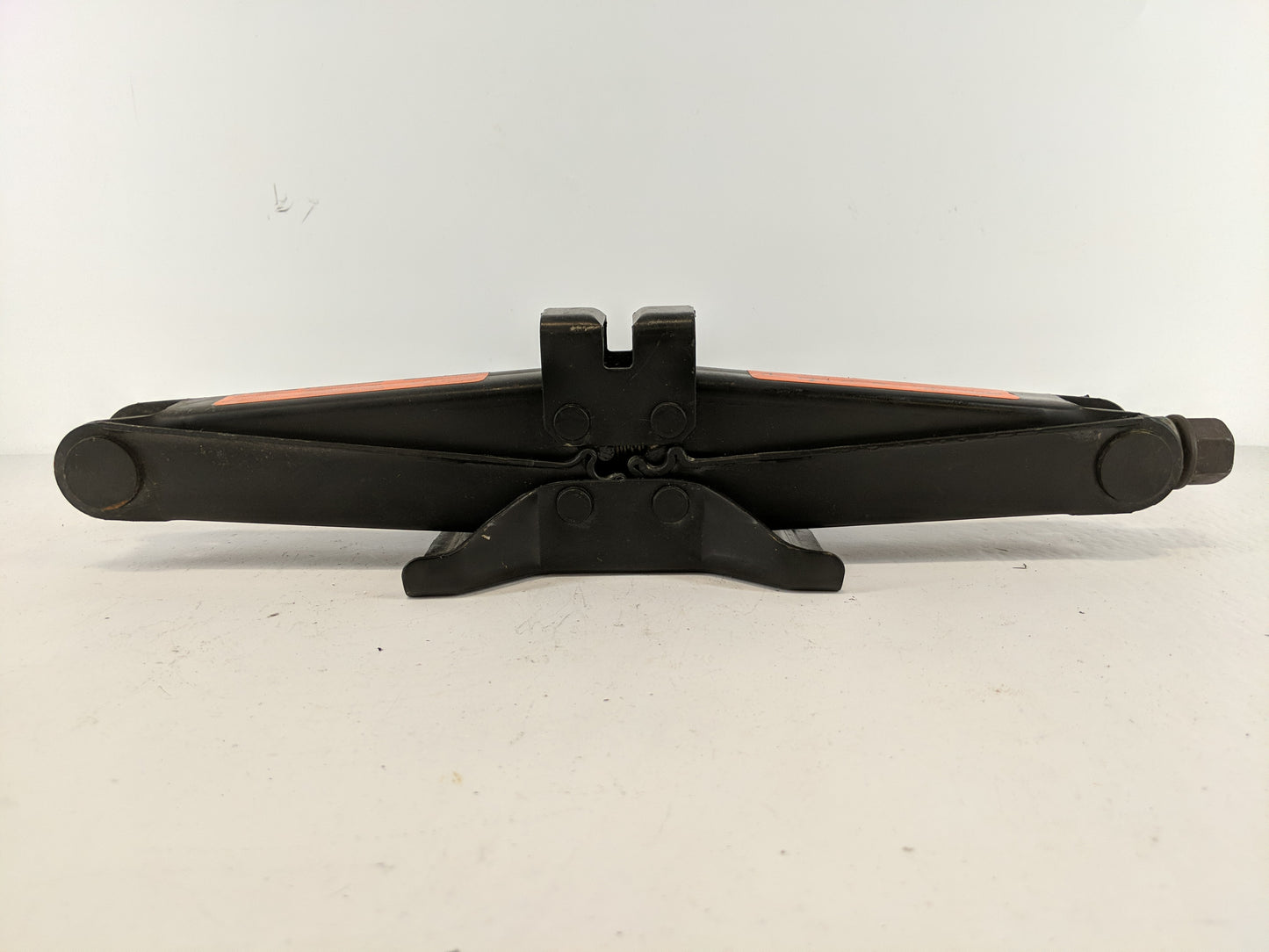 2015 Nissan Altima Spare Scissor Car Jack - Oemusedautoparts1.com