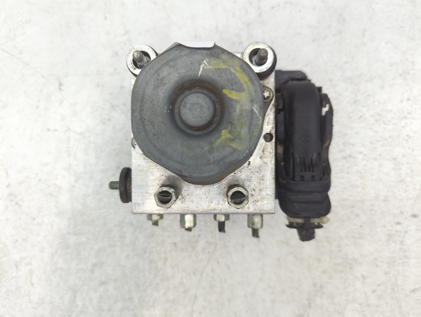 2015 Nissan Altima ABS Pump Control Module Replacement P/N:47660 3TA0A Fits OEM Used Auto Parts - Oemusedautoparts1.com