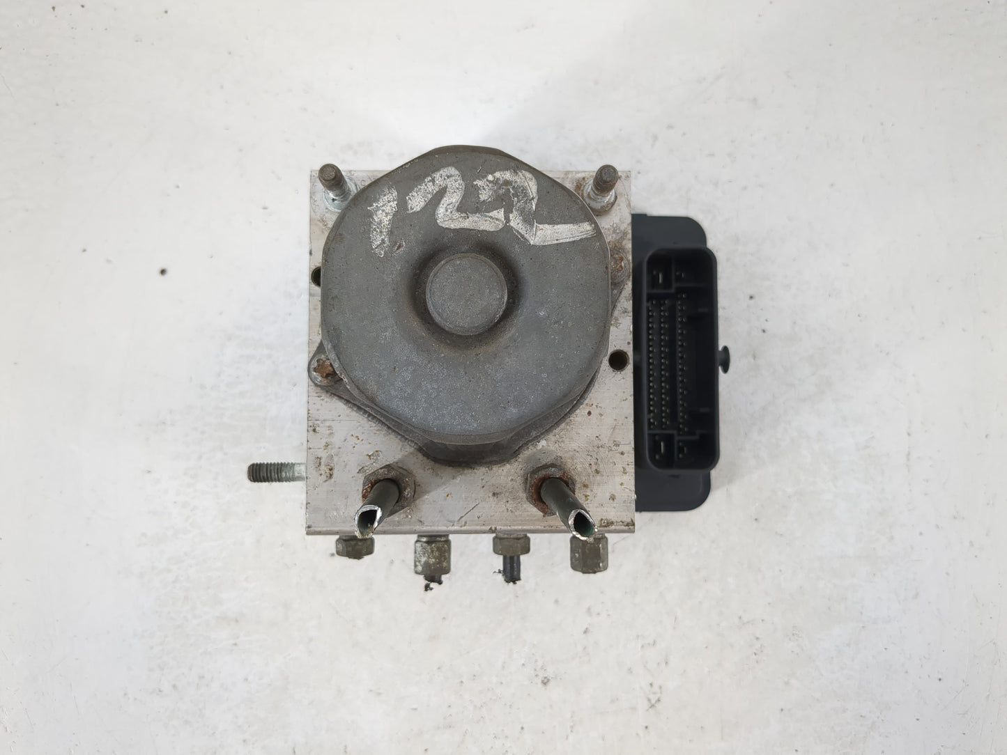 2015 Nissan Altima ABS Pump Control Module Replacement P/N:47660 3TA0C Fits OEM Used Auto Parts - Oemusedautoparts1.com