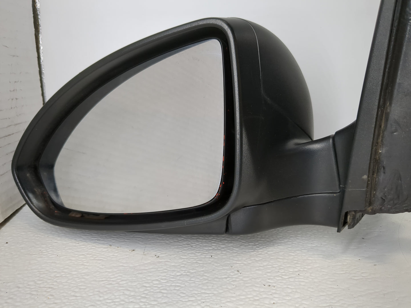 2013-2018 Nissan Altima Driver Side View Mirror - Left Door Mirror OEM Used - Oemusedautoparts1.com