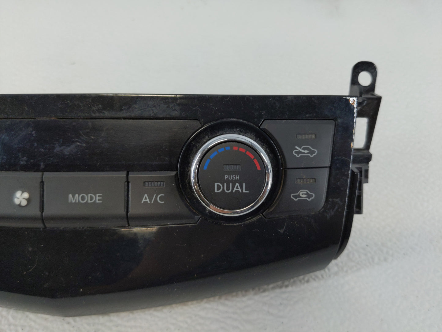 2015 Nissan Altima Climate Control Module Temperature AC/Heater Replacement P/N:27500 9HP0A Fits OEM Used Auto Parts - Oemus