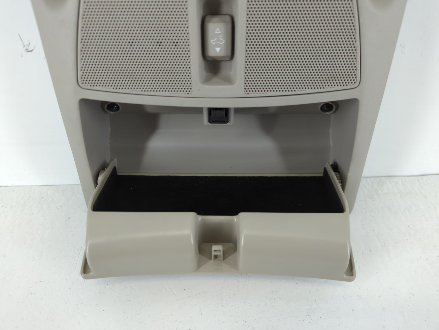 2015 Nissan Altima Overhead Roof Console - Oemusedautoparts1.com