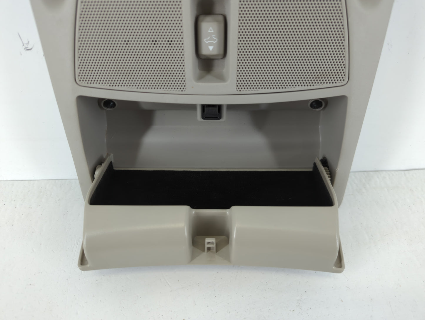 2015 Nissan Altima Overhead Roof Console - Oemusedautoparts1.com