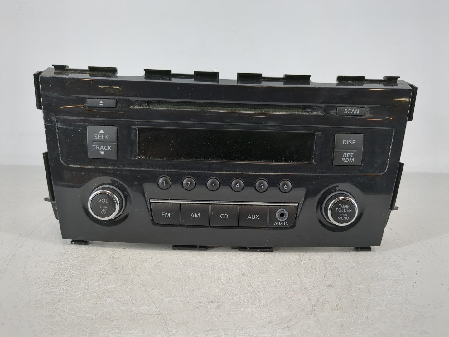 2013-2015 Nissan Altima Radio AM FM Cd Player Receiver Replacement P/N:28185 3TB0G Fits Fits 2013 2014 2015 OEM Used Auto Pa