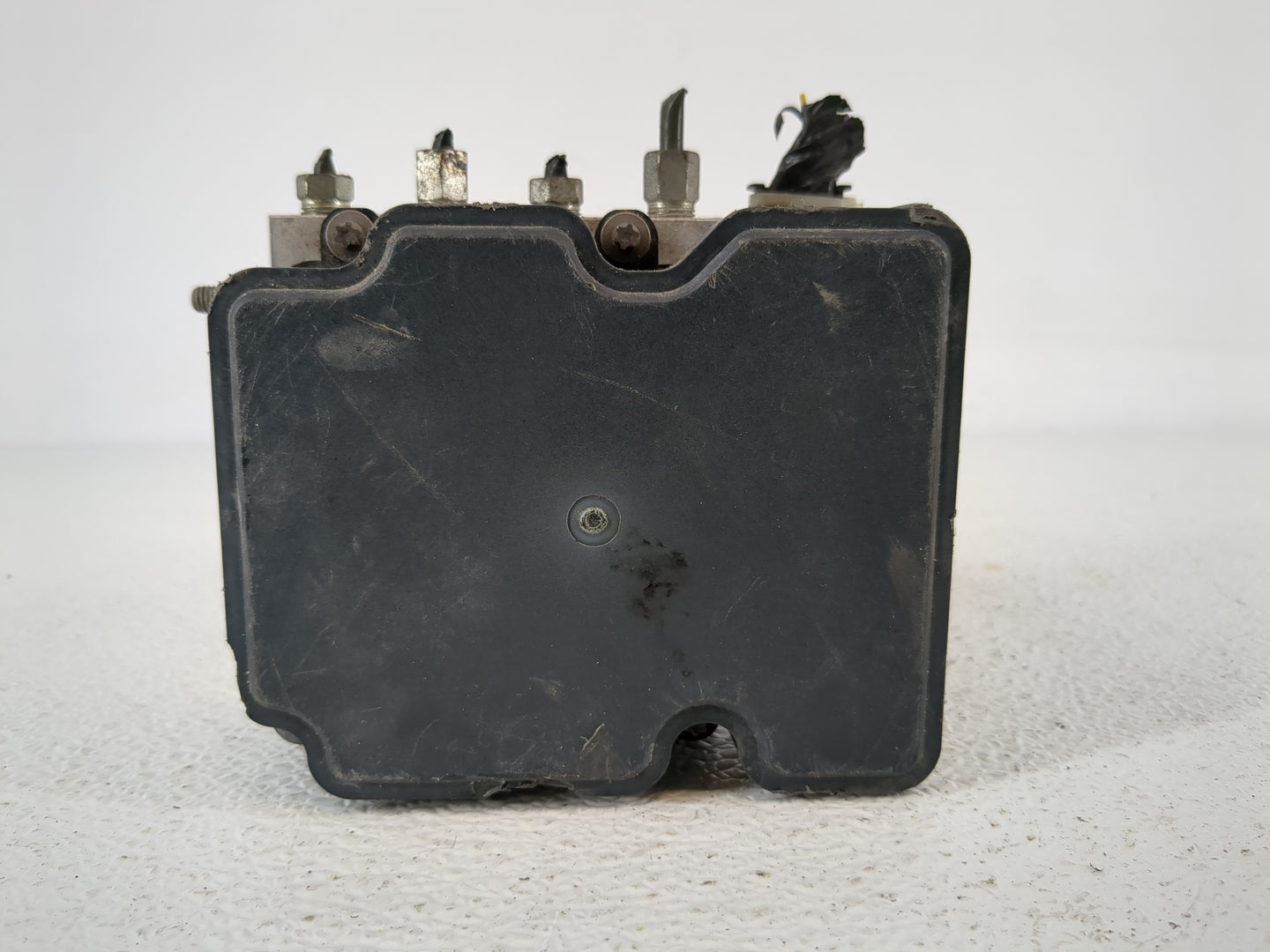2015 Nissan Altima ABS Pump Control Module Replacement P/N:47660 9HM0A Fits OEM Used Auto Parts - Oemusedautoparts1.com