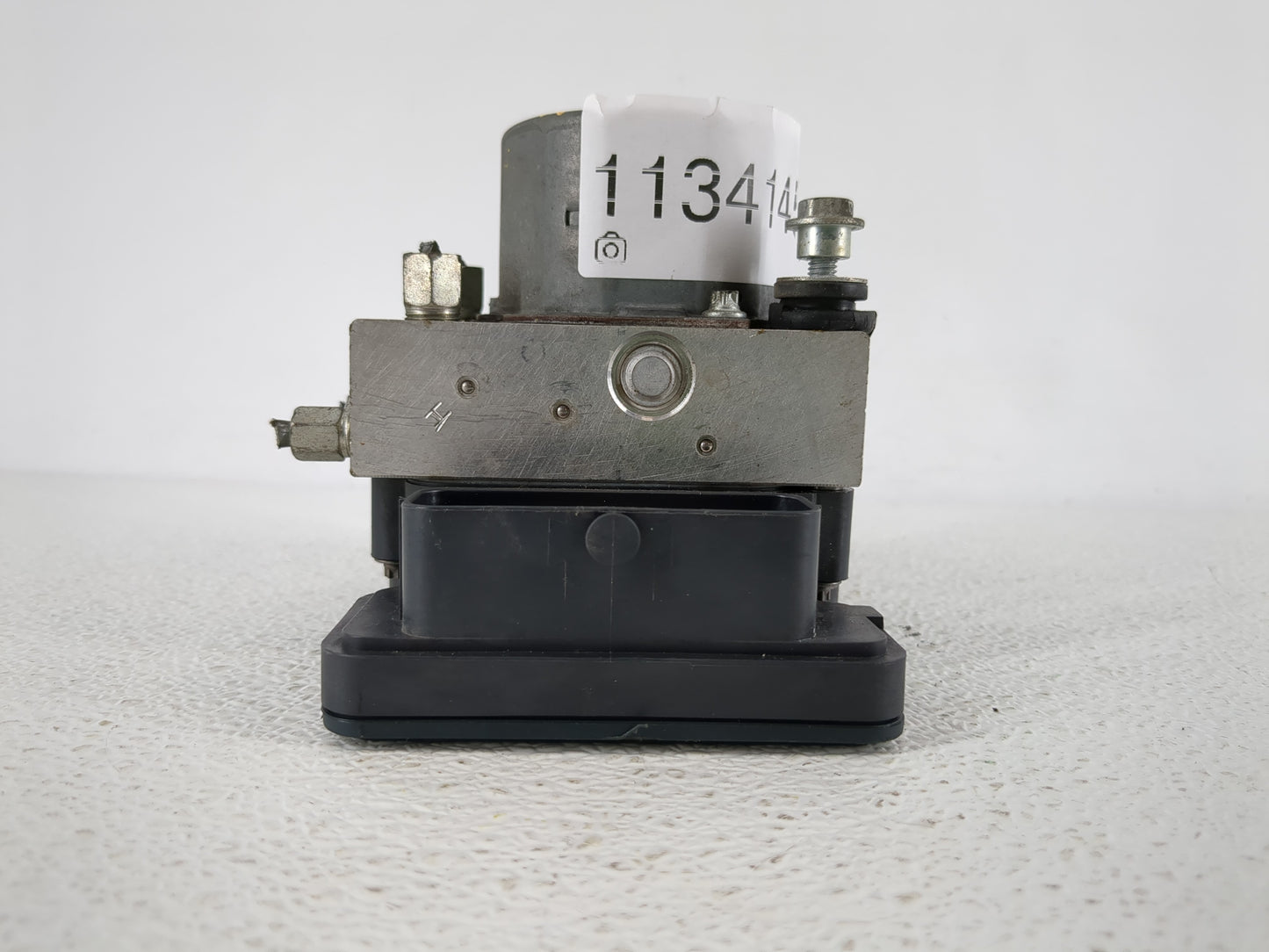 2015 Nissan Altima ABS Pump Control Module Replacement P/N:47660 3TA0A Fits OEM Used Auto Parts - Oemusedautoparts1.com