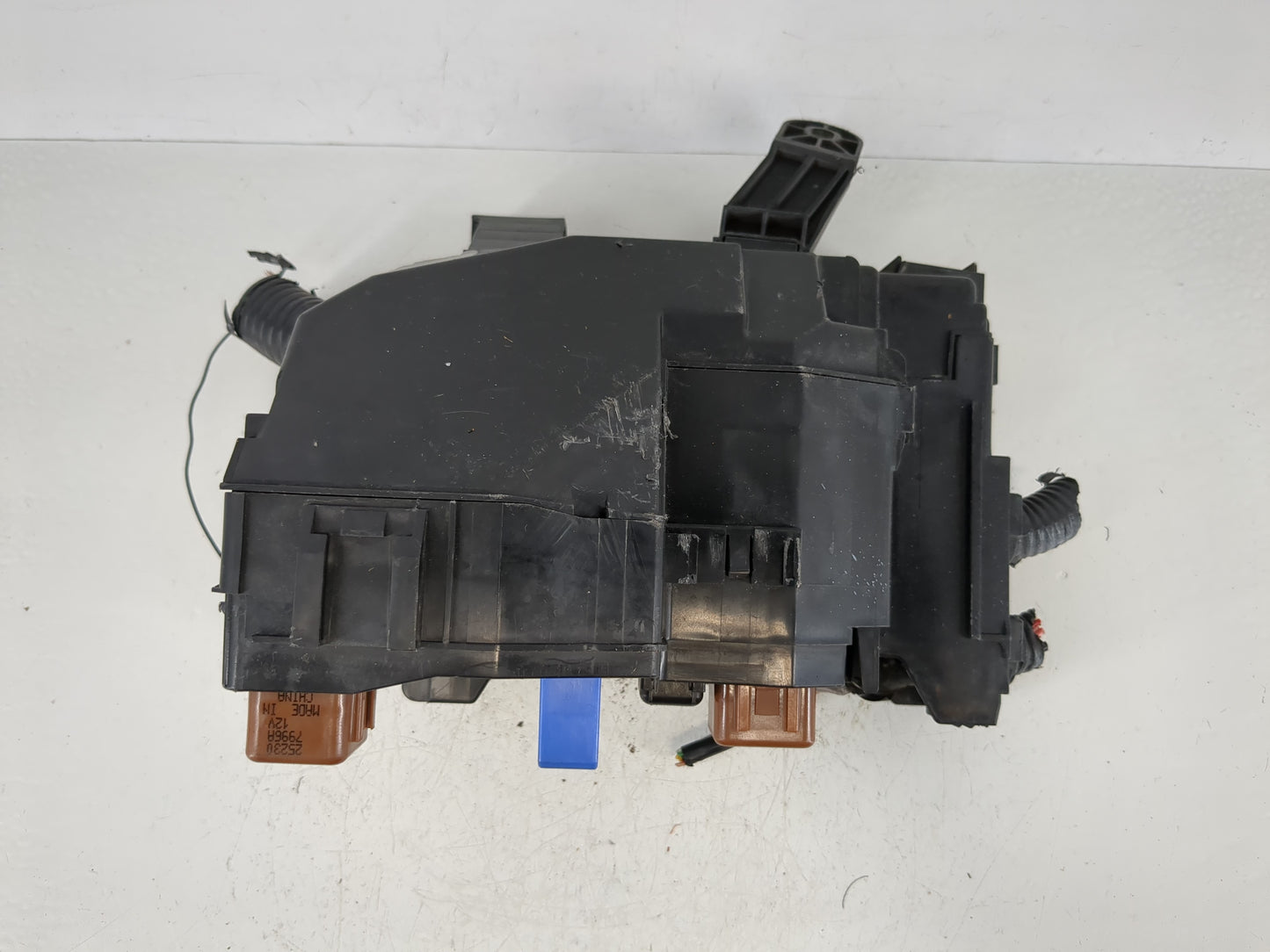2015 Nissan Altima Fusebox Fuse Box Panel Relay Module P/N:7254-5763-30 Fits OEM Used Auto Parts - Oemusedautoparts1.com