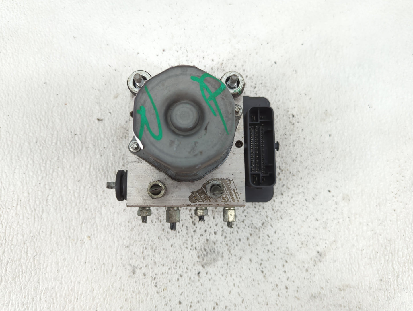 2015 Nissan Altima ABS Pump Control Module Replacement P/N:47660 9HM0A Fits OEM Used Auto Parts - Oemusedautoparts1.com