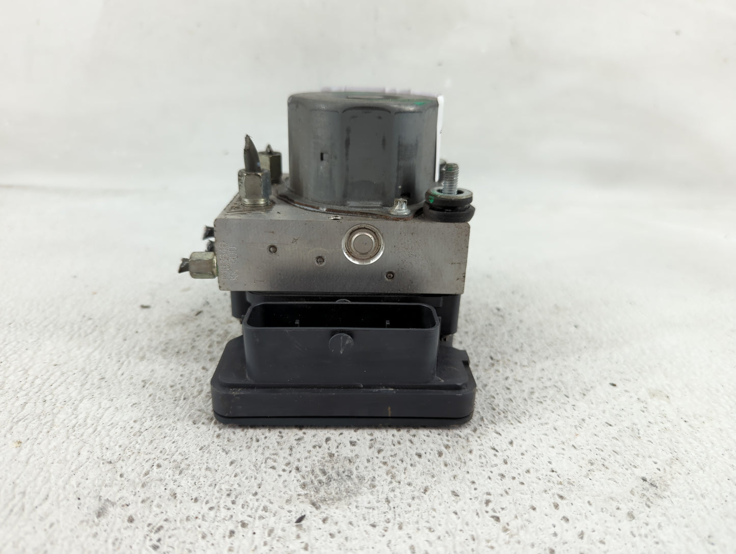 2015 Nissan Altima ABS Pump Control Module Replacement P/N:47660 9HM0A Fits OEM Used Auto Parts - Oemusedautoparts1.com