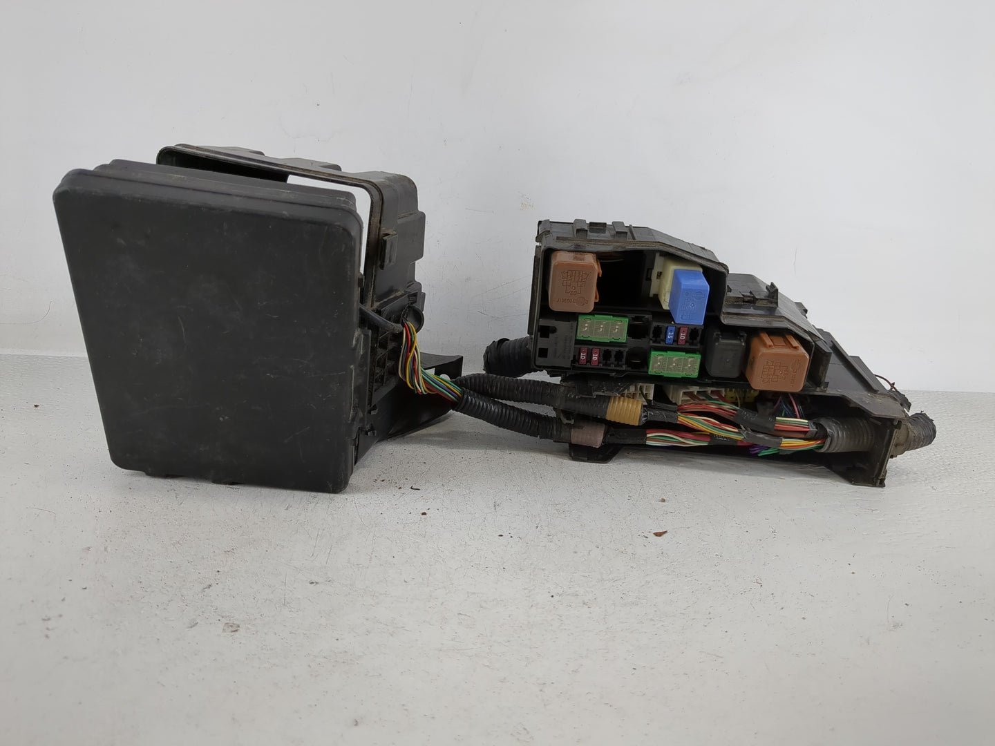 2015 Nissan Altima Fusebox Fuse Box Panel Relay Module P/N:284B7 3TS9E Fits OEM Used Auto Parts - Oemusedautoparts1.com