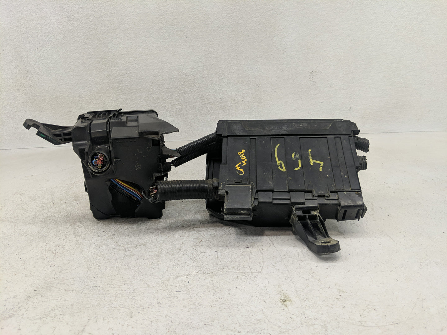 2015 Nissan Altima Fusebox Fuse Box Panel Relay Module P/N:284B7 3TS9E Fits OEM Used Auto Parts - Oemusedautoparts1.com