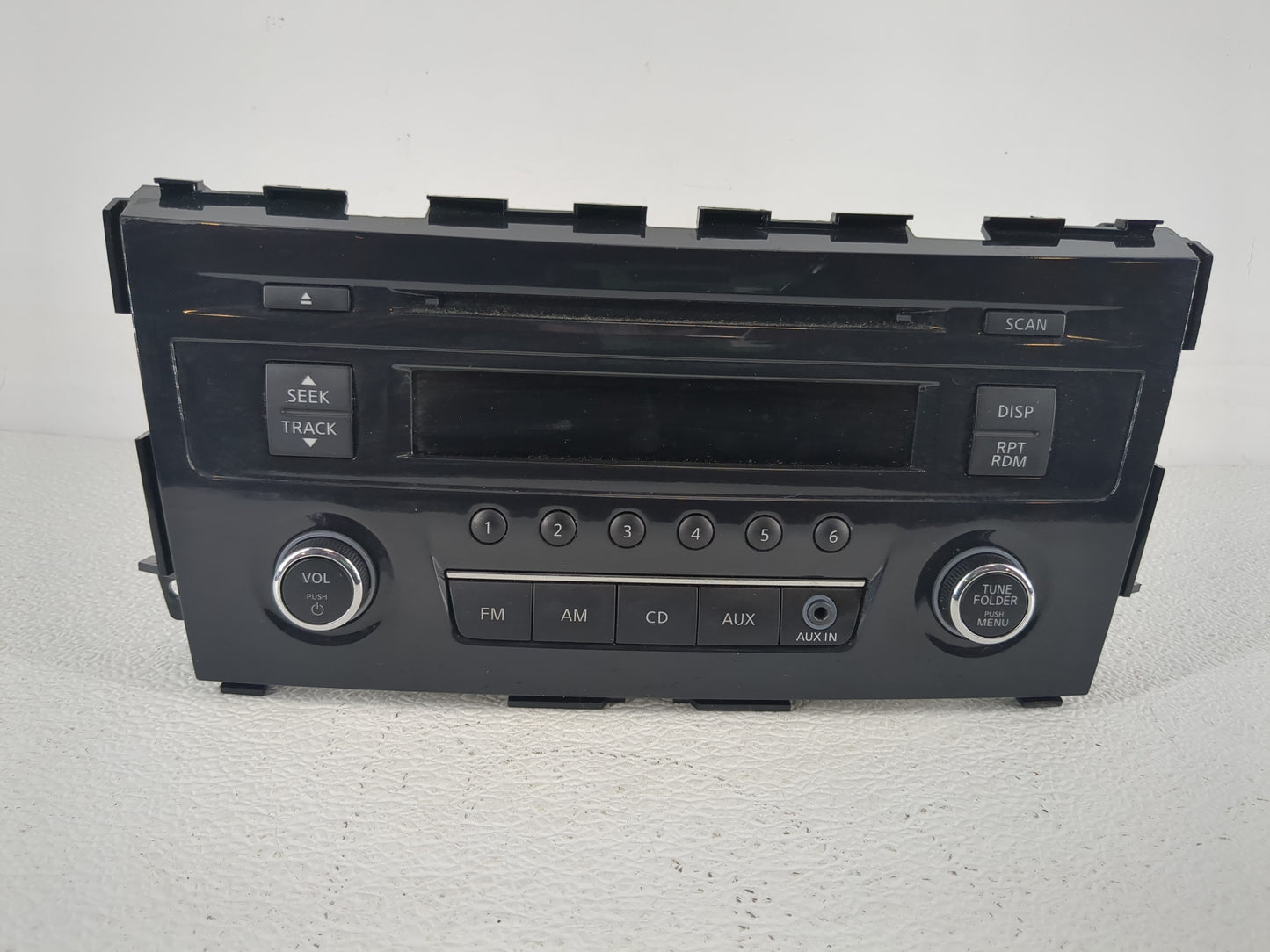 2013-2015 Nissan Altima Radio AM FM Cd Player Receiver Replacement P/N:28185 3TB0G Fits Fits 2013 2014 2015 OEM Used Auto Pa