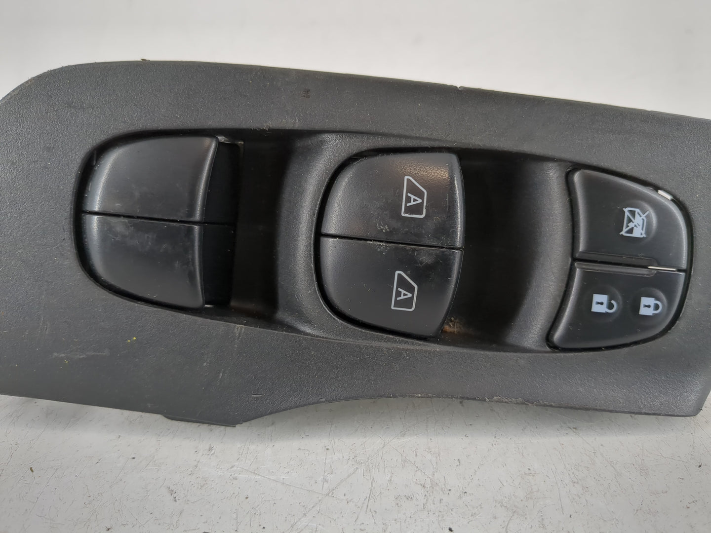 2013-2018 Nissan Altima Master Power Window Switch Replacement Driver Side Left P/N:25401 3TA4A Fits OEM Used Auto Parts - O