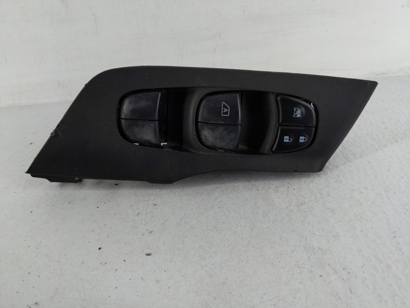 2013-2018 Nissan Altima Master Power Window Switch Replacement Driver Side Left P/N:80961 3TA0 25401 3TA5A Fits OEM Used Aut