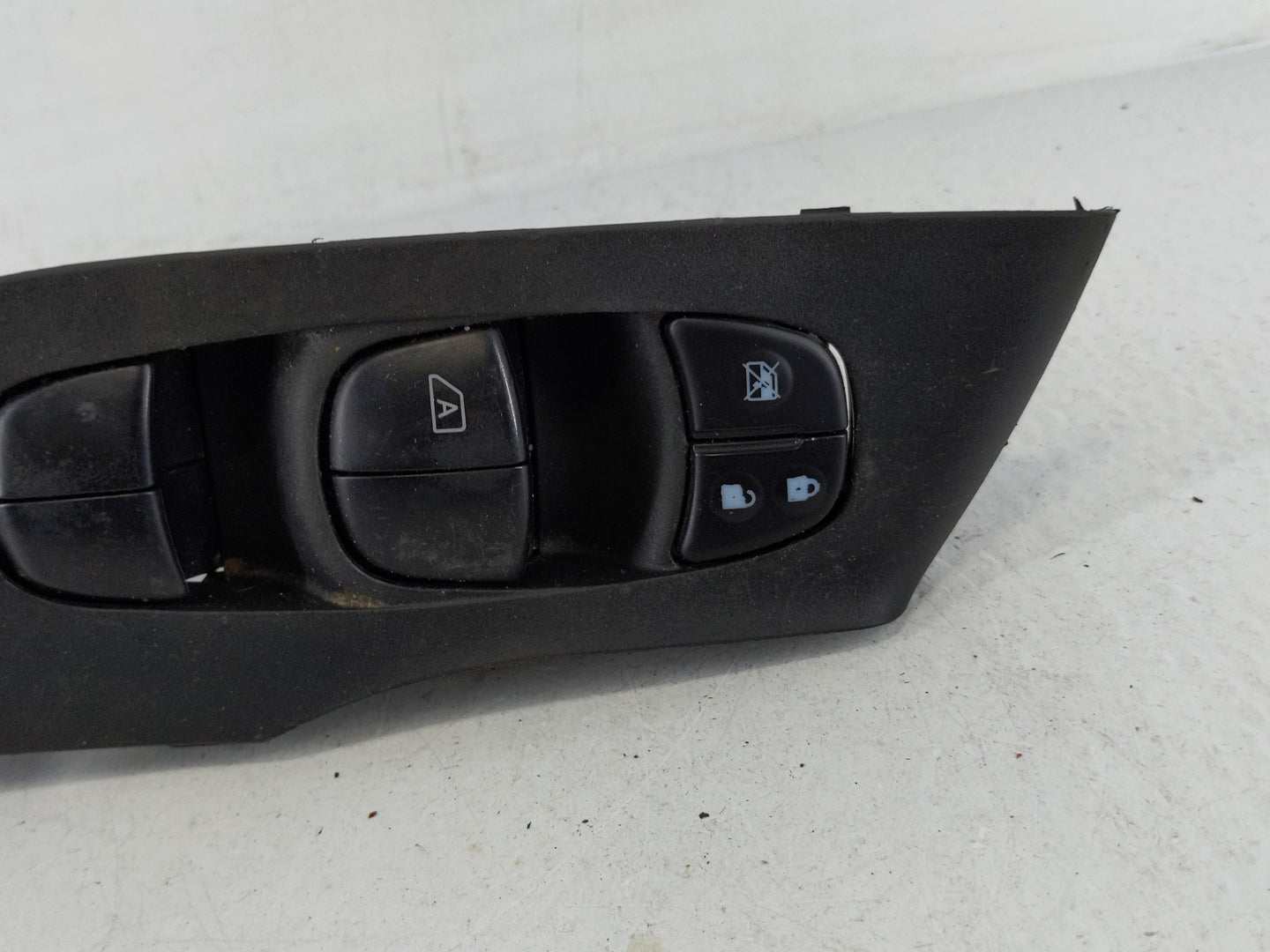2013-2018 Nissan Altima Master Power Window Switch Replacement Driver Side Left P/N:80961 3TA0 25401 3TA5A Fits OEM Used Aut