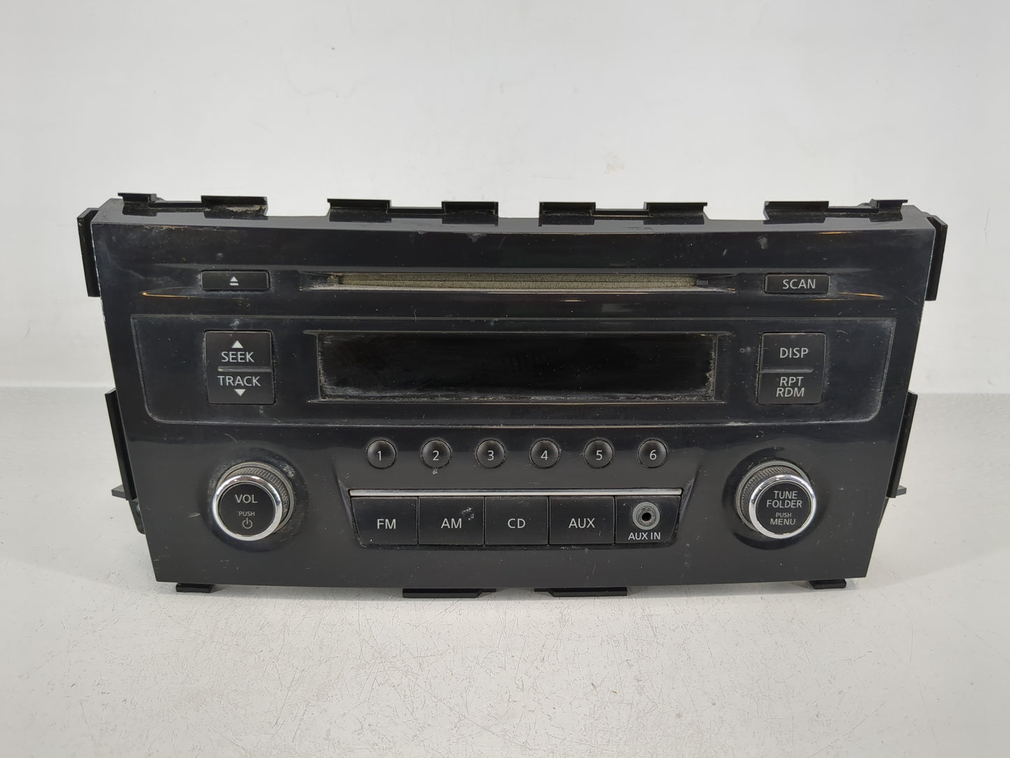 2013-2015 Nissan Altima Radio AM FM Cd Player Receiver Replacement P/N:28185 3TB0G Fits Fits 2013 2014 2015 OEM Used Auto Pa