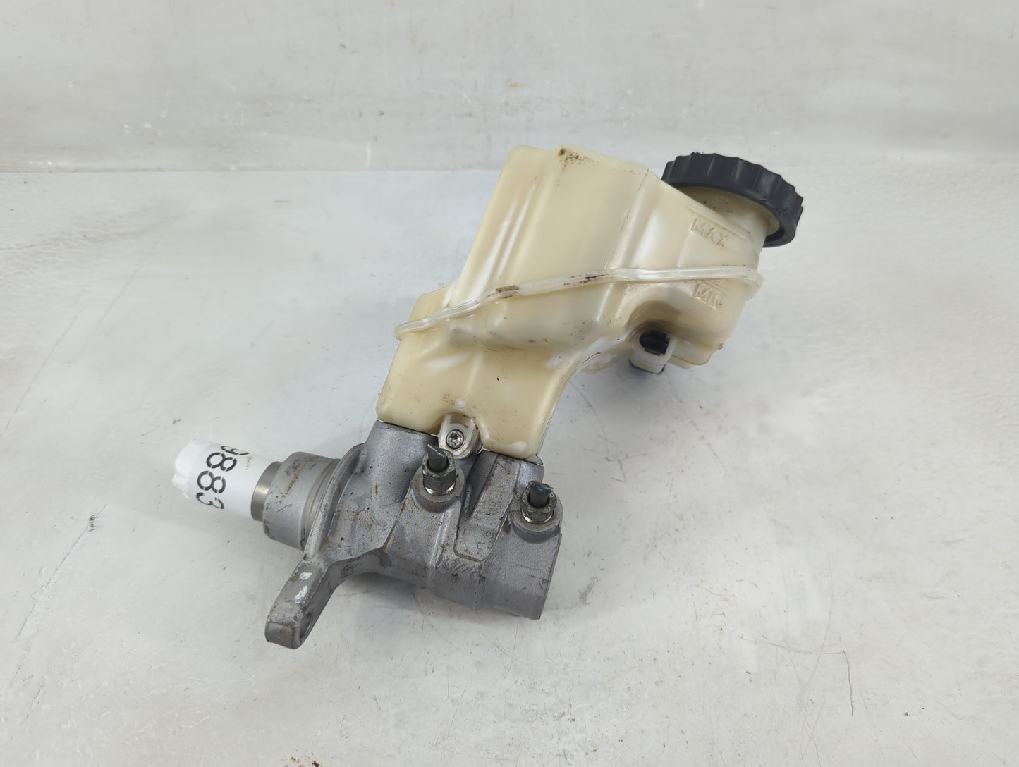 2013-2018 Nissan Altima Brake Master Cylinder - Oemusedautoparts1.com