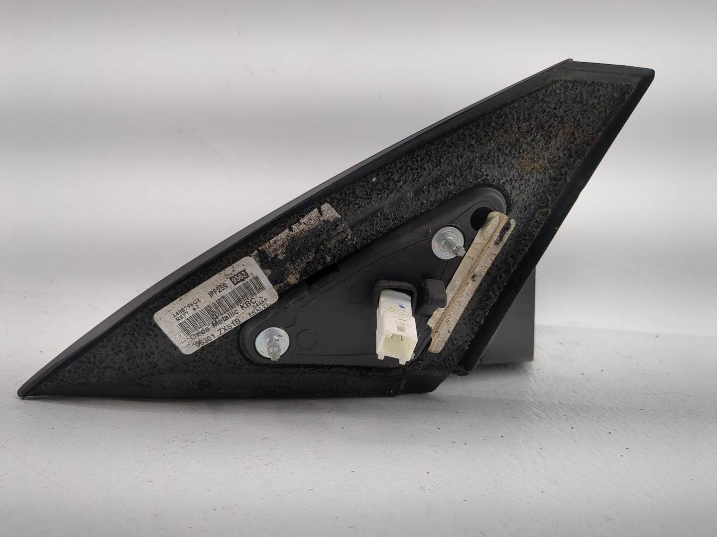 2013-2018 Nissan Altima Passenger Side View Mirror - Right Door Mirror OEM Used - Oemusedautoparts1.com