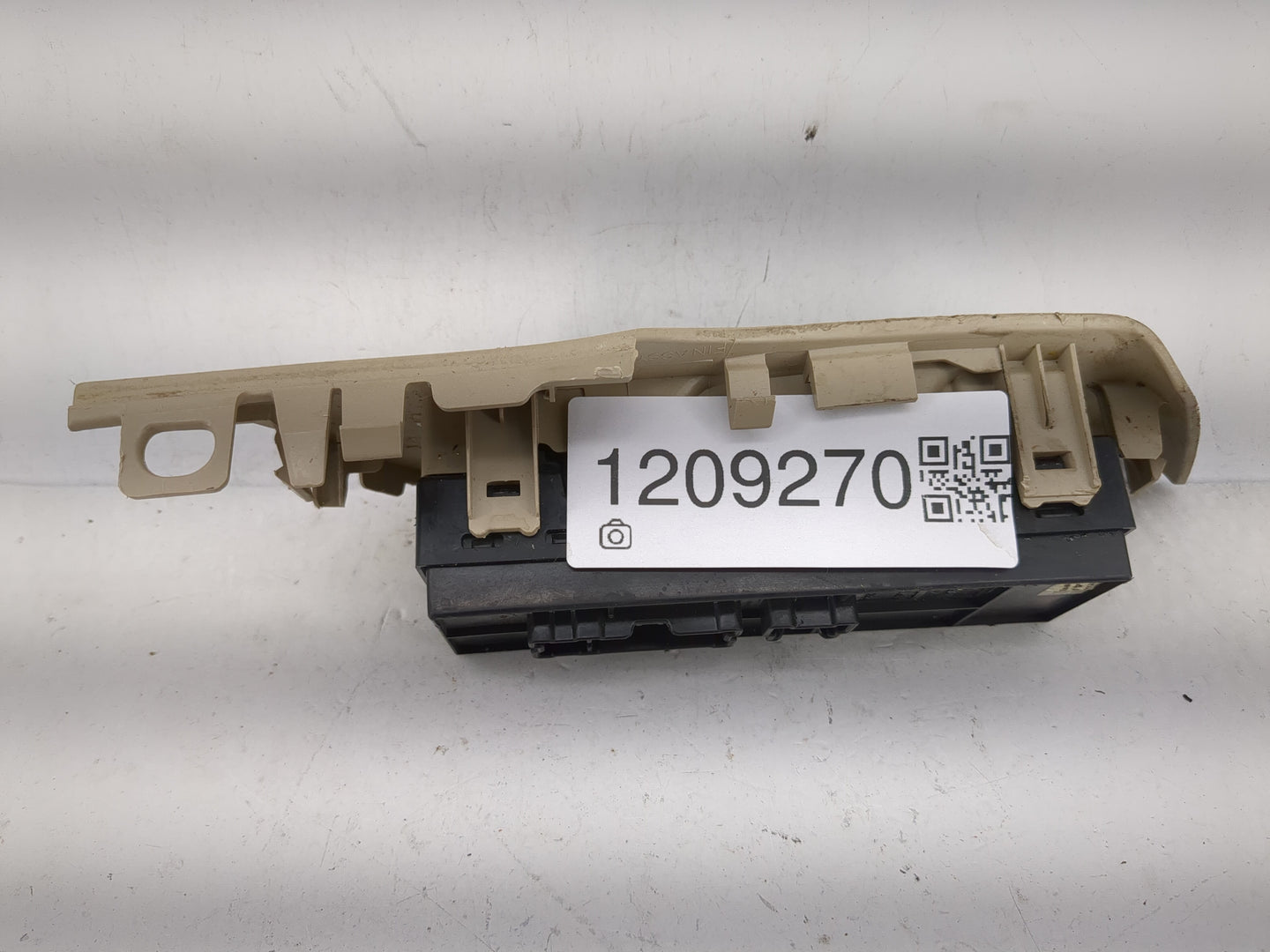 2013-2018 Nissan Altima Master Power Window Switch Replacement Driver Side Left P/N:25401 3TA4A Fits OEM Used Auto Parts - O
