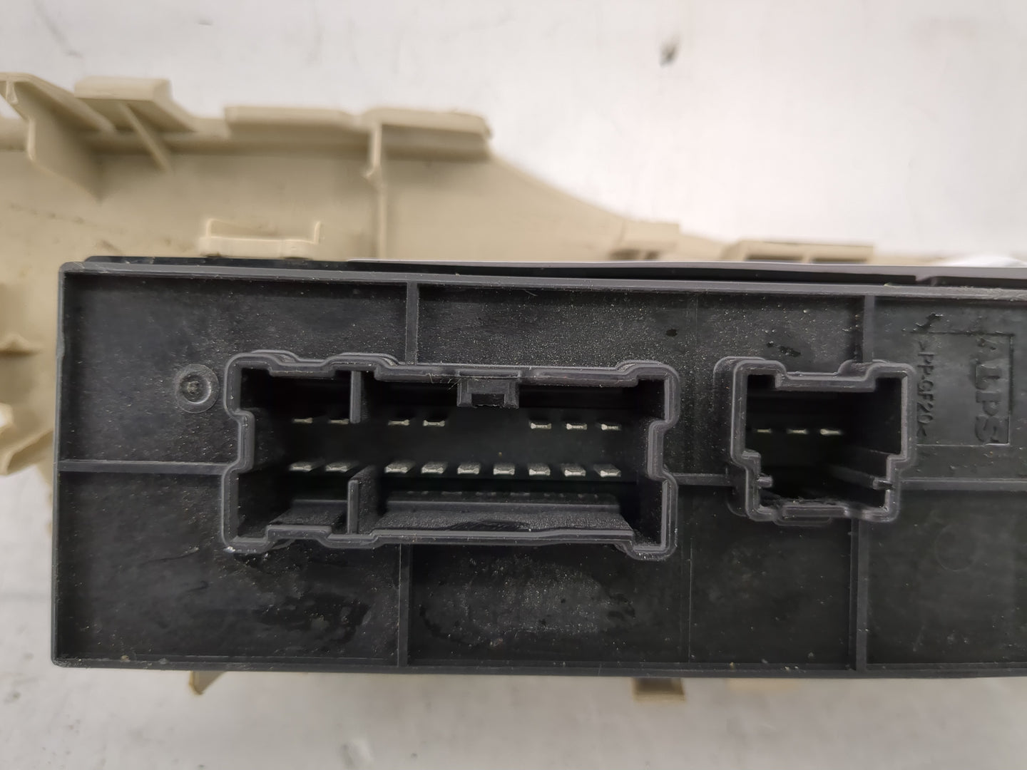 2013-2018 Nissan Altima Master Power Window Switch Replacement Driver Side Left P/N:25401 3TA4A Fits OEM Used Auto Parts - O