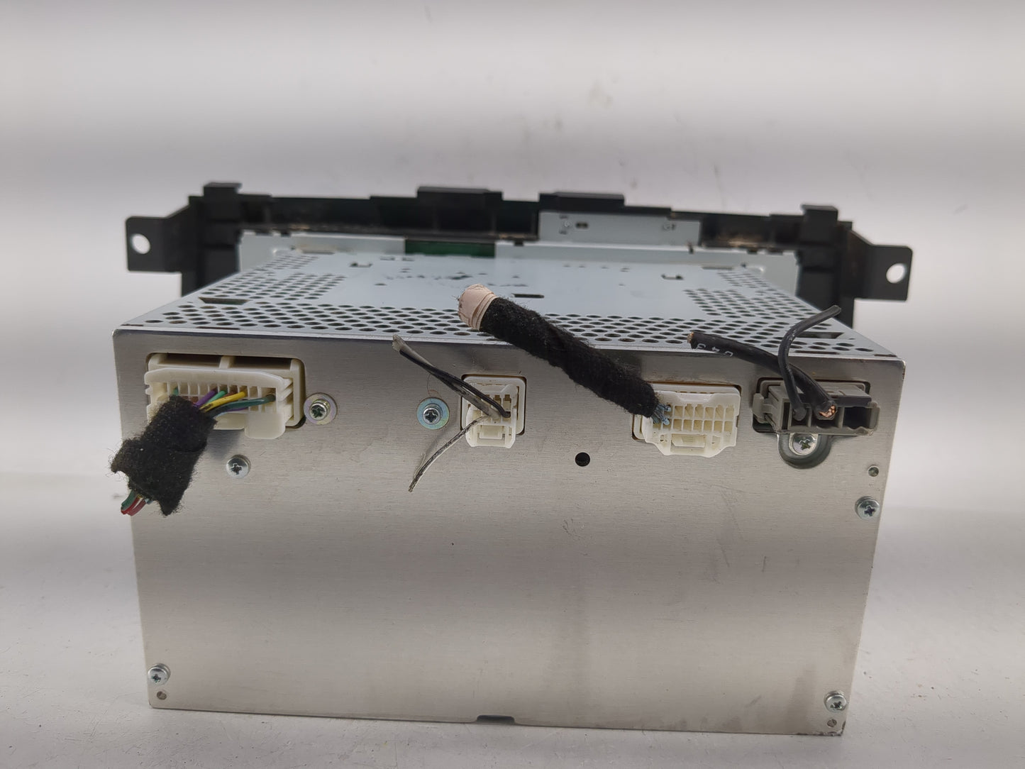 2013-2015 Nissan Altima Radio AM FM Cd Player Receiver Replacement P/N:28185 3TA1B Fits Fits 2013 2014 2015 OEM Used Auto Pa