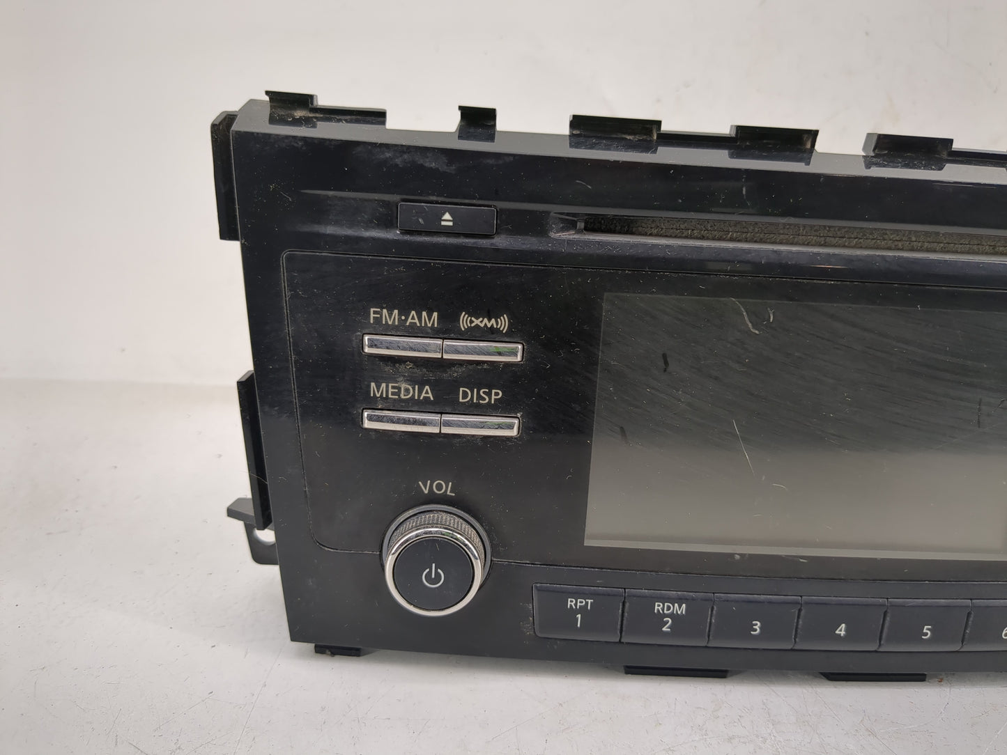 2013-2015 Nissan Altima Radio AM FM Cd Player Receiver Replacement P/N:28185 3TA1B Fits Fits 2013 2014 2015 OEM Used Auto Pa