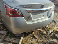 2013-2015 Nissan Altima Rear Bumper Assembly Oem 1225414 - Oemusedautoparts1.com