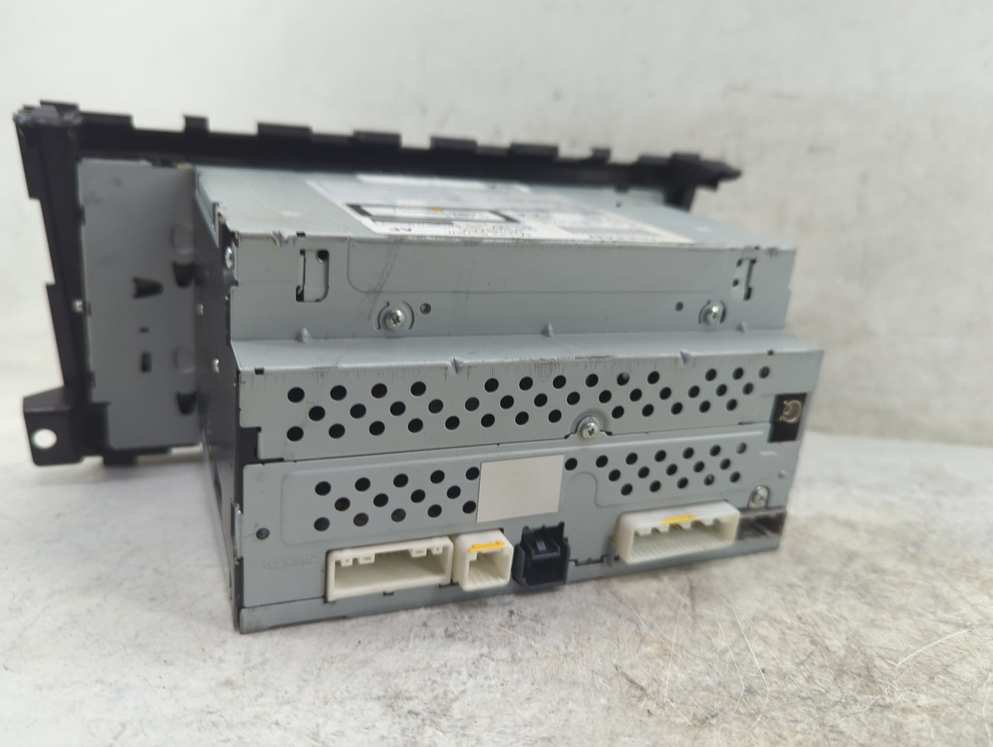 2013-2015 Nissan Altima Radio AM FM Cd Player Receiver Replacement P/N:28185 3TA1B Fits Fits 2013 2014 2015 OEM Used Auto Pa