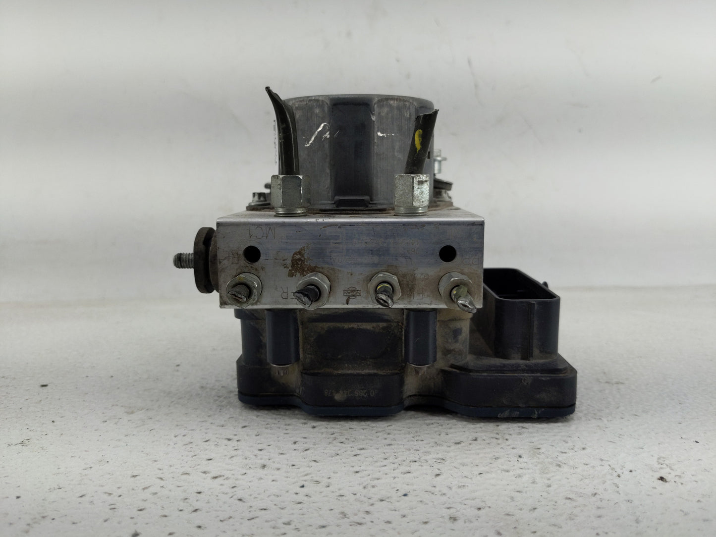 2013-2015 Nissan Altima ABS Pump Control Module Replacement P/N:269 644 47660 3TA0A Fits Fits 2013 2014 2015 OEM Used Auto P