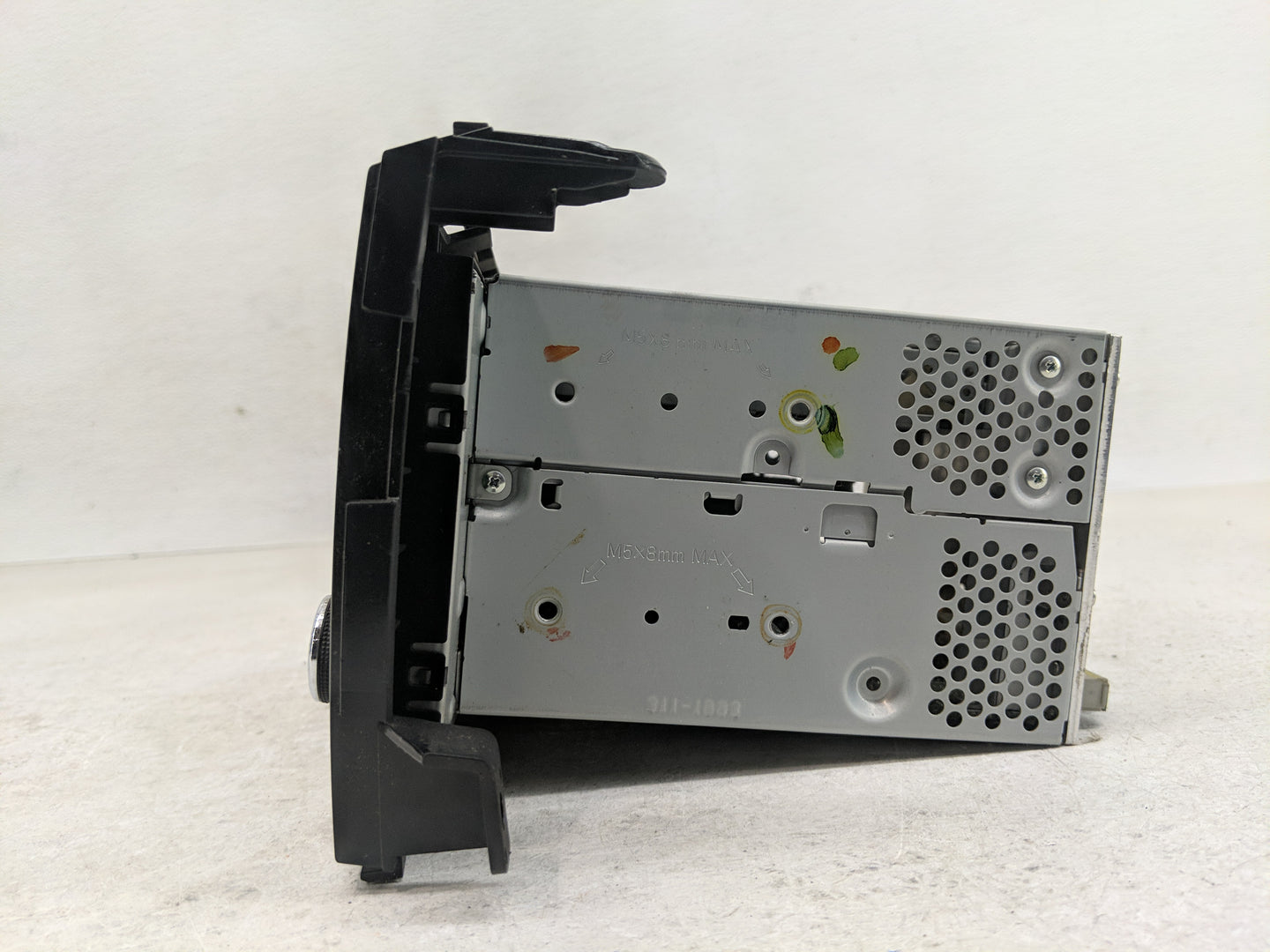 2013-2015 Nissan Altima Radio AM FM Cd Player Receiver Replacement P/N:28185 3TB0G Fits Fits 2013 2014 2015 OEM Used Auto Pa