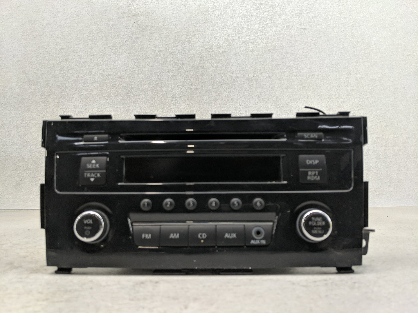 2013-2015 Nissan Altima Radio AM FM Cd Player Receiver Replacement P/N:28185 3TB0G Fits Fits 2013 2014 2015 OEM Used Auto Pa