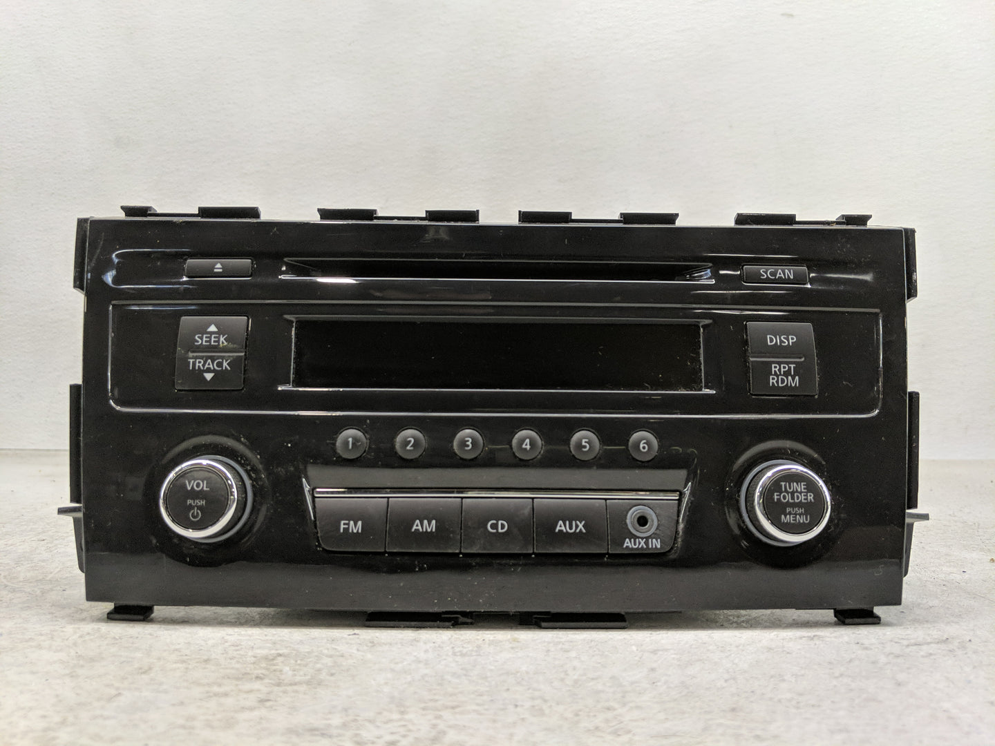 2013-2015 Nissan Altima Radio AM FM Cd Player Receiver Replacement P/N:28185 3TB0G Fits Fits 2013 2014 2015 OEM Used Auto Pa