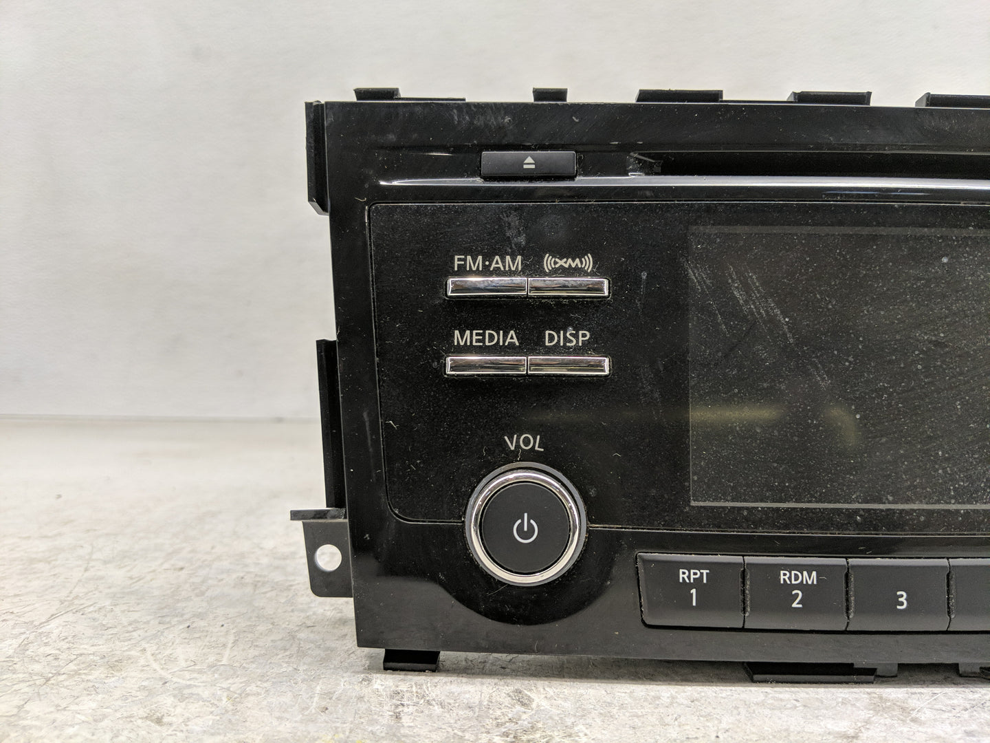 2013-2015 Nissan Altima Radio AM FM Cd Player Receiver Replacement P/N:28185-3TA1B Fits Fits 2013 2014 2015 OEM Used Auto Pa