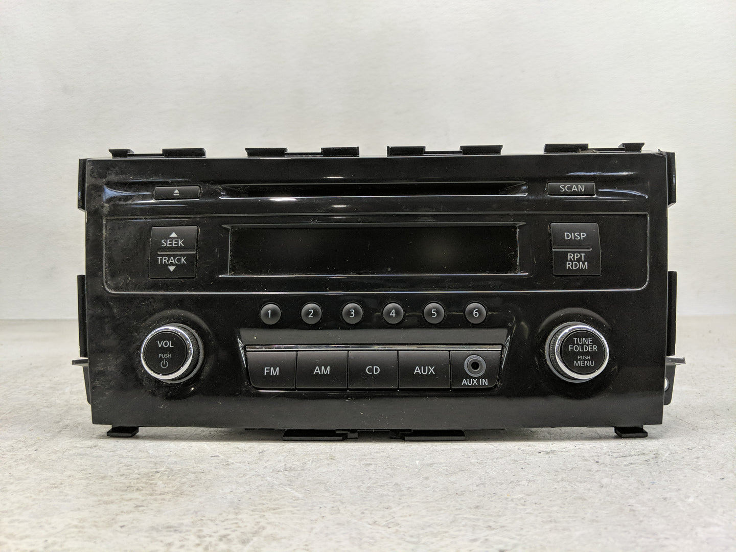 2013-2015 Nissan Altima Radio AM FM Cd Player Receiver Replacement P/N:28185 3TB0G Fits Fits 2013 2014 2015 OEM Used Auto Pa