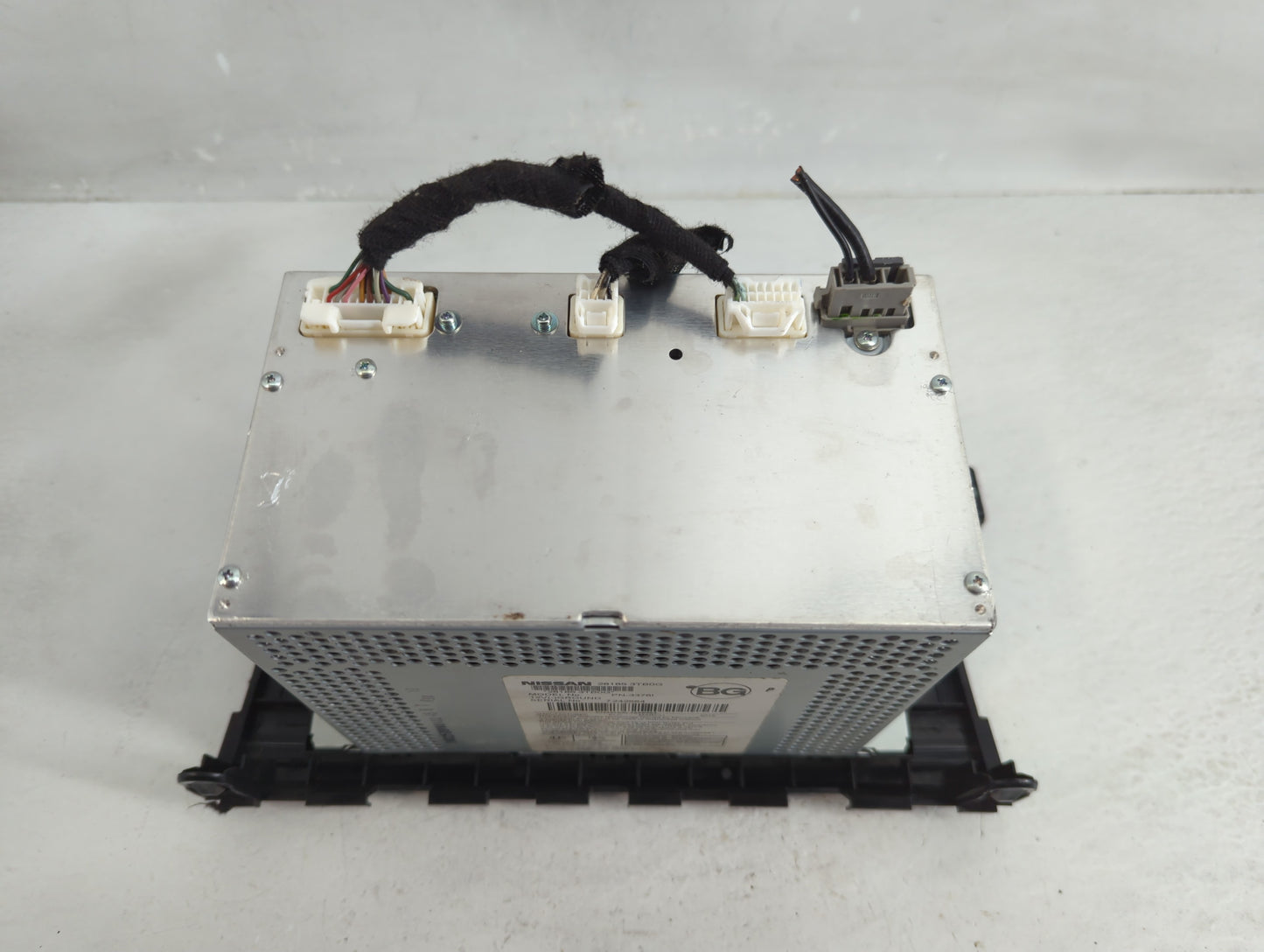 2013-2015 Nissan Altima Radio AM FM Cd Player Receiver Replacement P/N:28185 3TB0G Fits Fits 2013 2014 2015 OEM Used Auto Pa