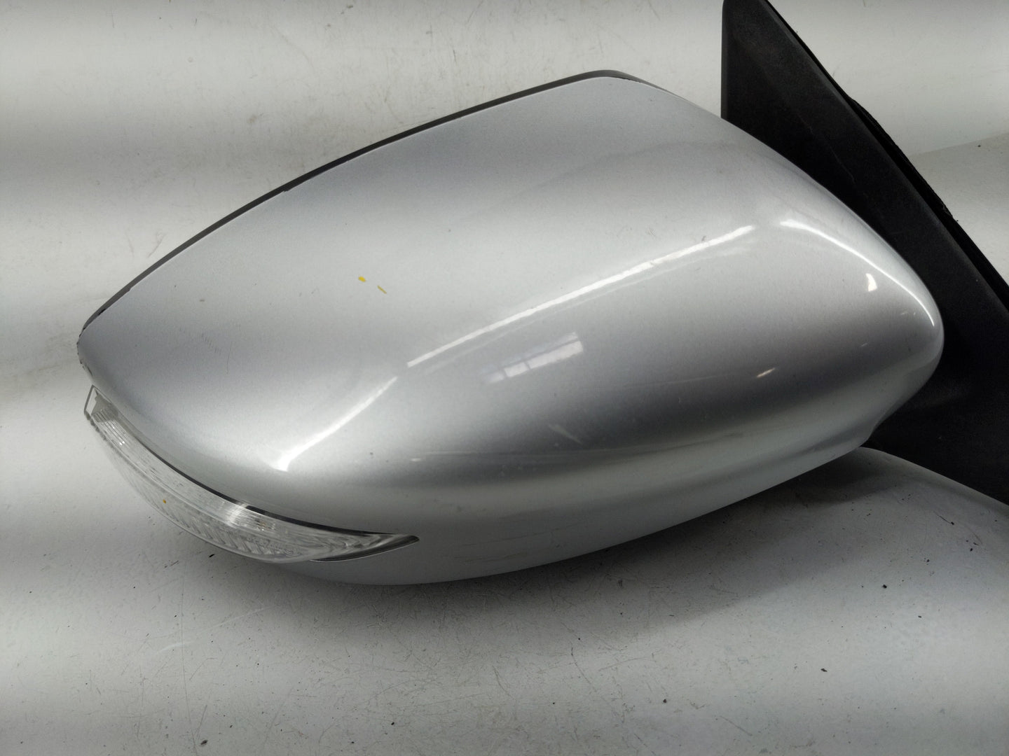 2013-2018 Nissan Altima Side Mirror Replacement Passenger Right View Door Mirror P/N:2612071004 Fits OEM Used Auto Parts - O