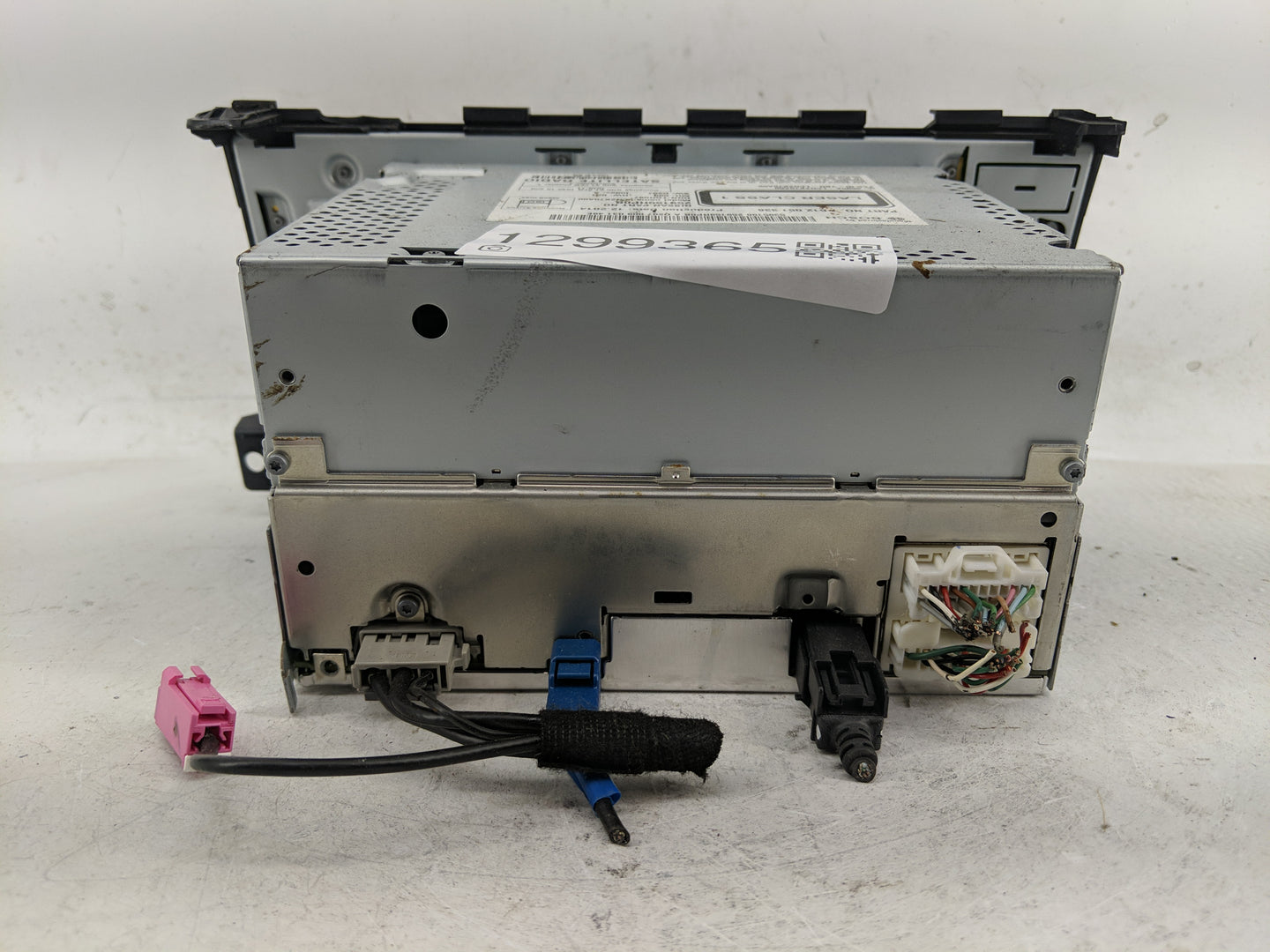 2015 Nissan Altima Radio AM FM Cd Player Receiver Replacement P/N:7 612 051 338 Fits OEM Used Auto Parts - Oemusedautoparts1