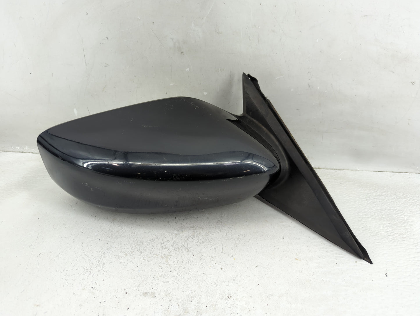 2013-2018 Nissan Altima Passenger Side View Mirror - Right Door Mirror OEM Used - Oemusedautoparts1.com