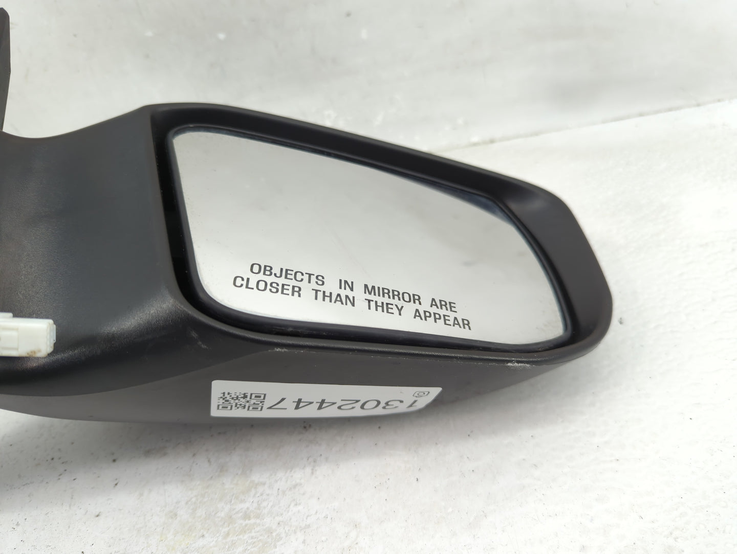 2013-2018 Nissan Altima Passenger Side View Mirror - Right Door Mirror OEM Used - Oemusedautoparts1.com