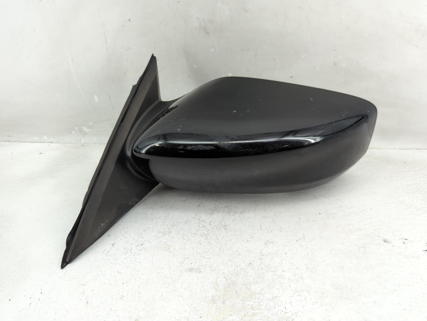 2013-2018 Nissan Altima Driver Side View Mirror - Left Door Mirror OEM Used - Oemusedautoparts1.com