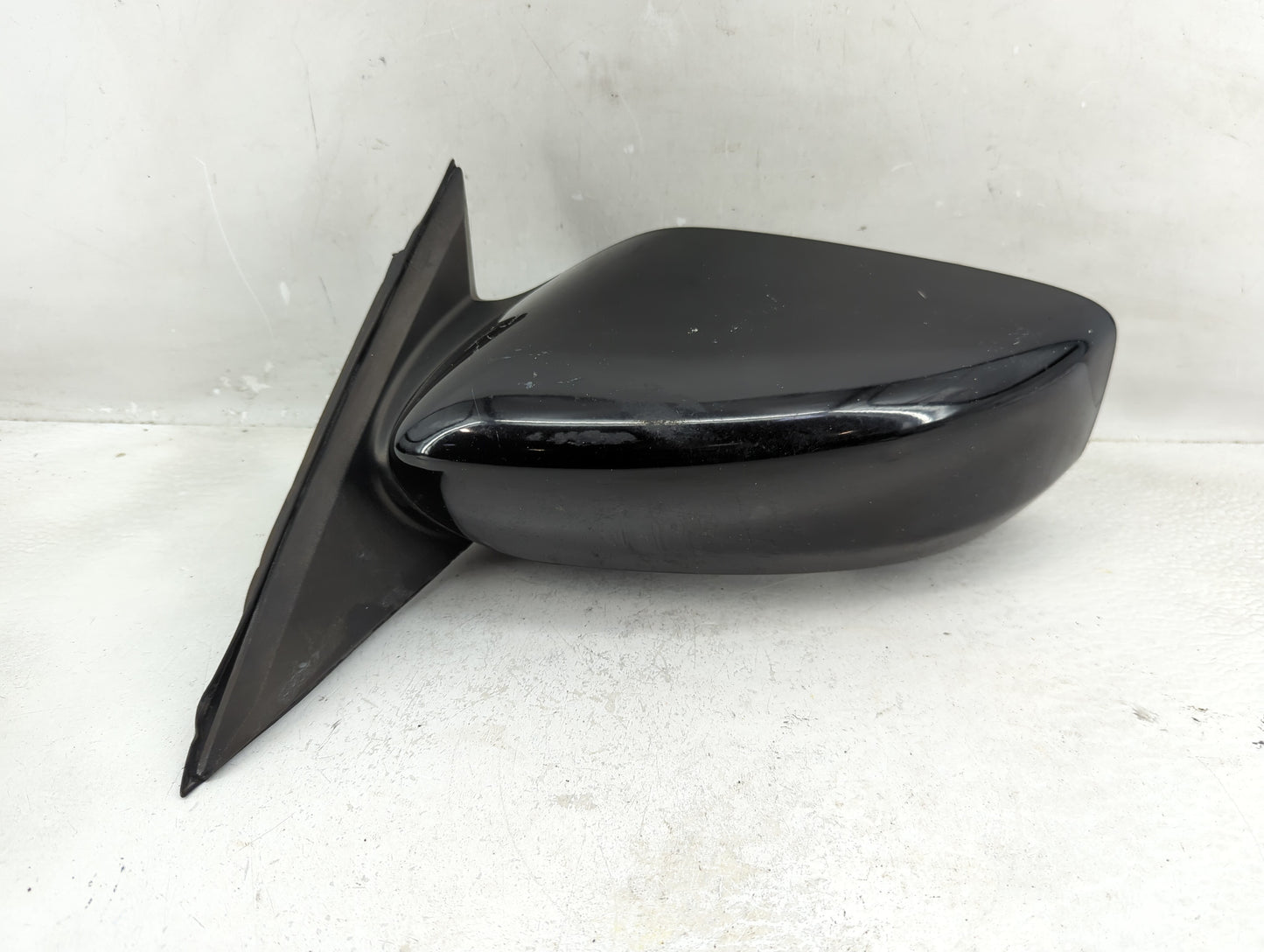2013-2018 Nissan Altima Driver Side View Mirror - Left Door Mirror OEM Used - Oemusedautoparts1.com