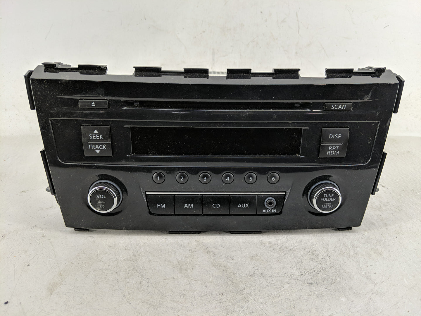 2013-2015 Nissan Altima Radio AM FM Cd Player Receiver Replacement P/N:28185 3TB0G Fits Fits 2013 2014 2015 OEM Used Auto Pa