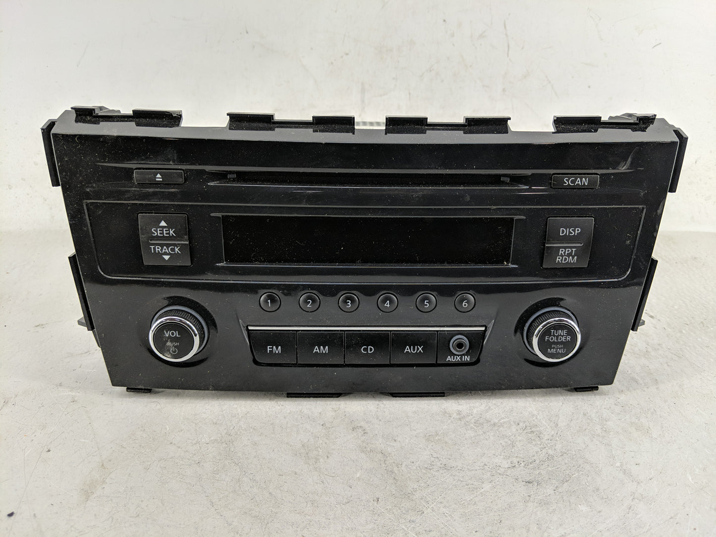 2013-2015 Nissan Altima Radio AM FM Cd Player Receiver Replacement P/N:28185 3TB0G Fits Fits 2013 2014 2015 OEM Used Auto Pa