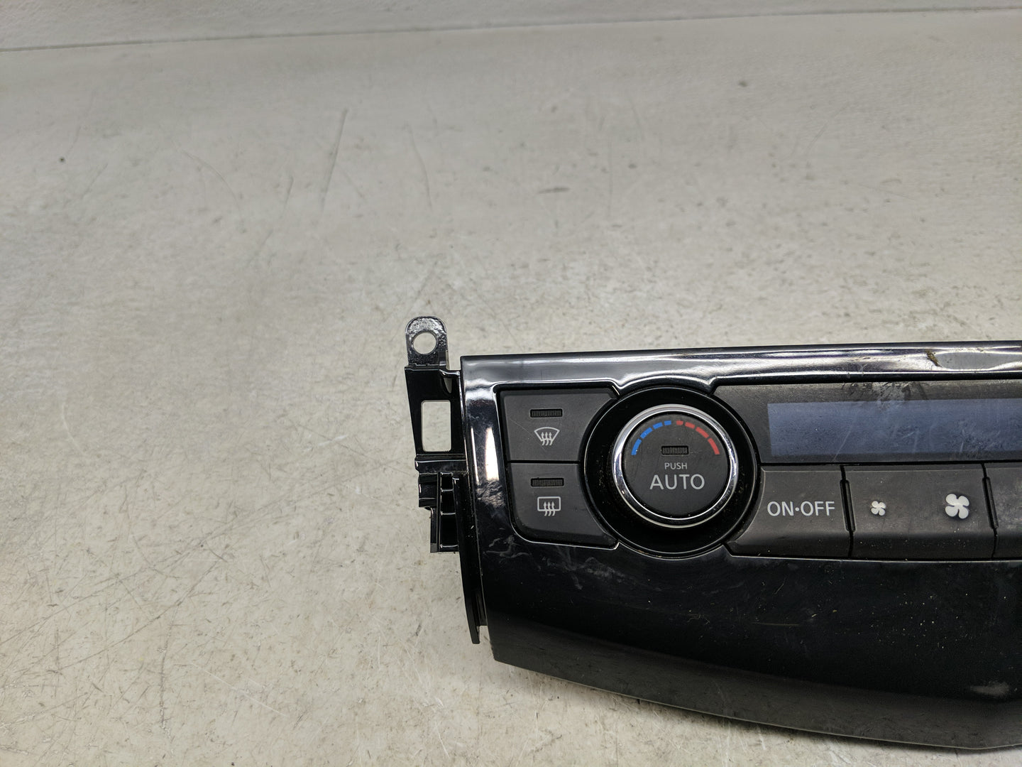 2013-2015 Nissan Altima Climate Control Module Temperature AC/Heater Replacement P/N:27500 3TM0A Fits Fits 2013 2014 2015 OE