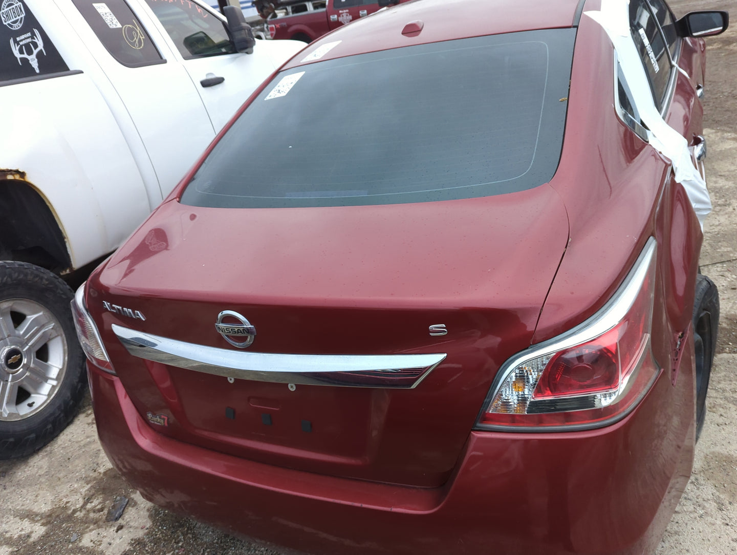 2013-2015 Nissan Altima Trunk/decklid/hatch/tailgate Oem 1309542 - Oemusedautoparts1.com