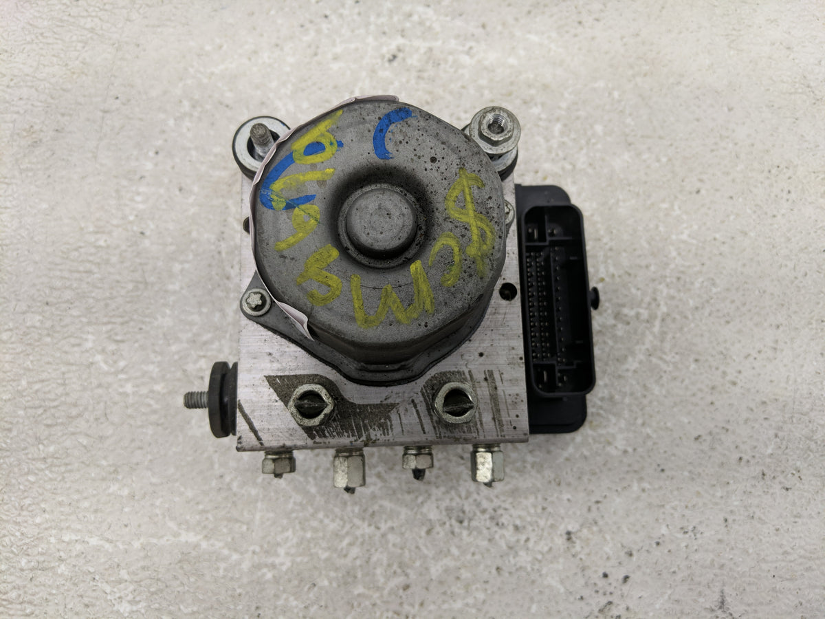 2015 Nissan Altima Anti-Lock Brake ABS Pump Module Actuator OEM P/N:47660 9HM0A 269 644 Fits OEM Used Auto Parts - Oemusedau