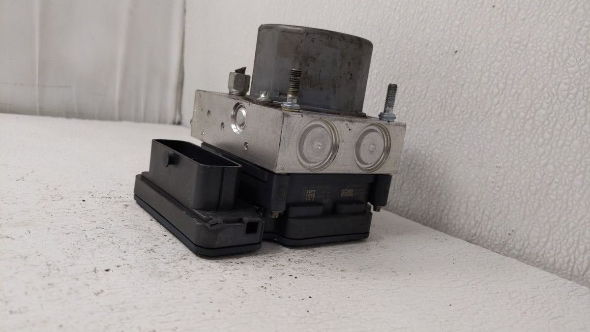 2015 Nissan Altima Anti-Lock Brake ABS Pump Module Actuator OEM Fits OEM Used Auto Parts - Oemusedautoparts1.com